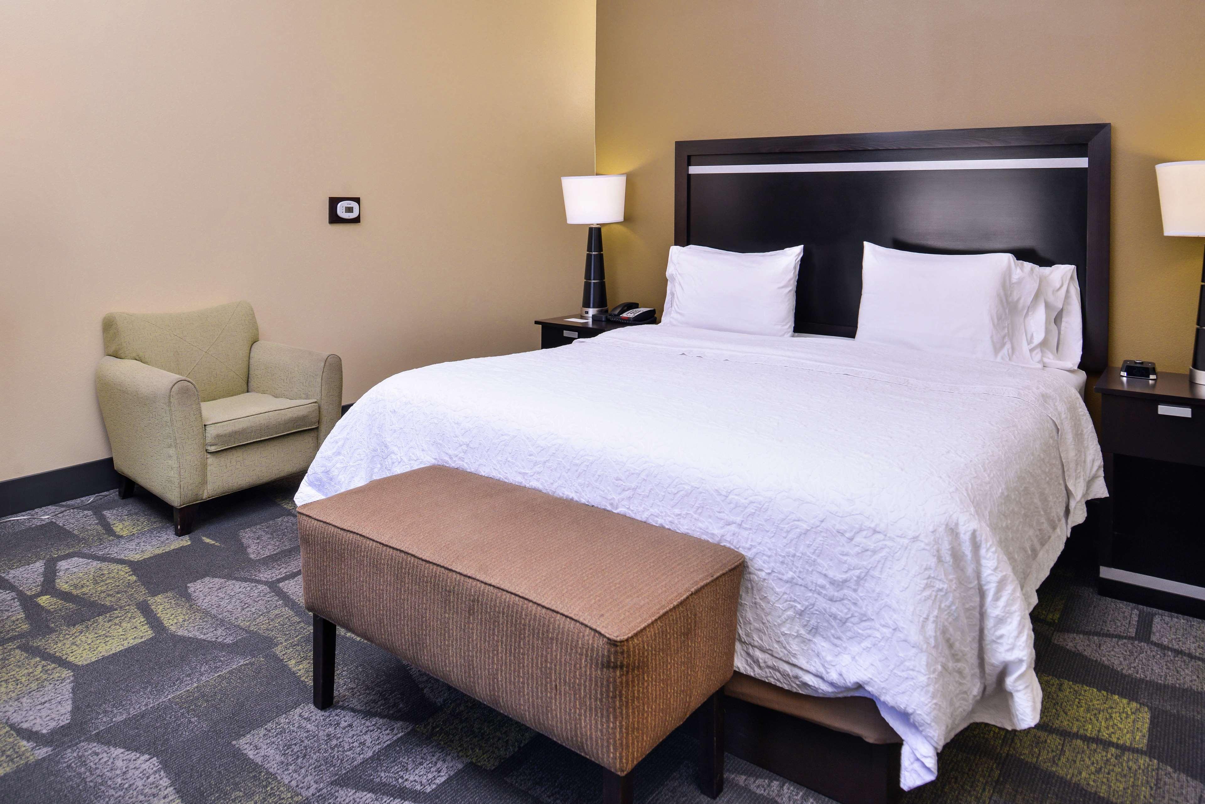 Hotel Hampton & 3*