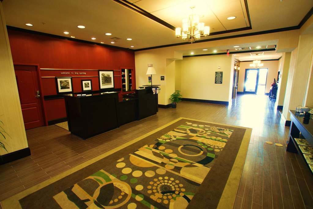 Hampton & Hotel 3*